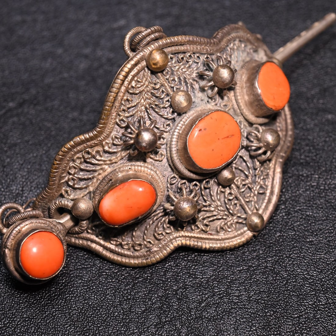 A Set of Tibetan Silver and Gemstone Inlaid Hairpins: 2.3*9.8/55g