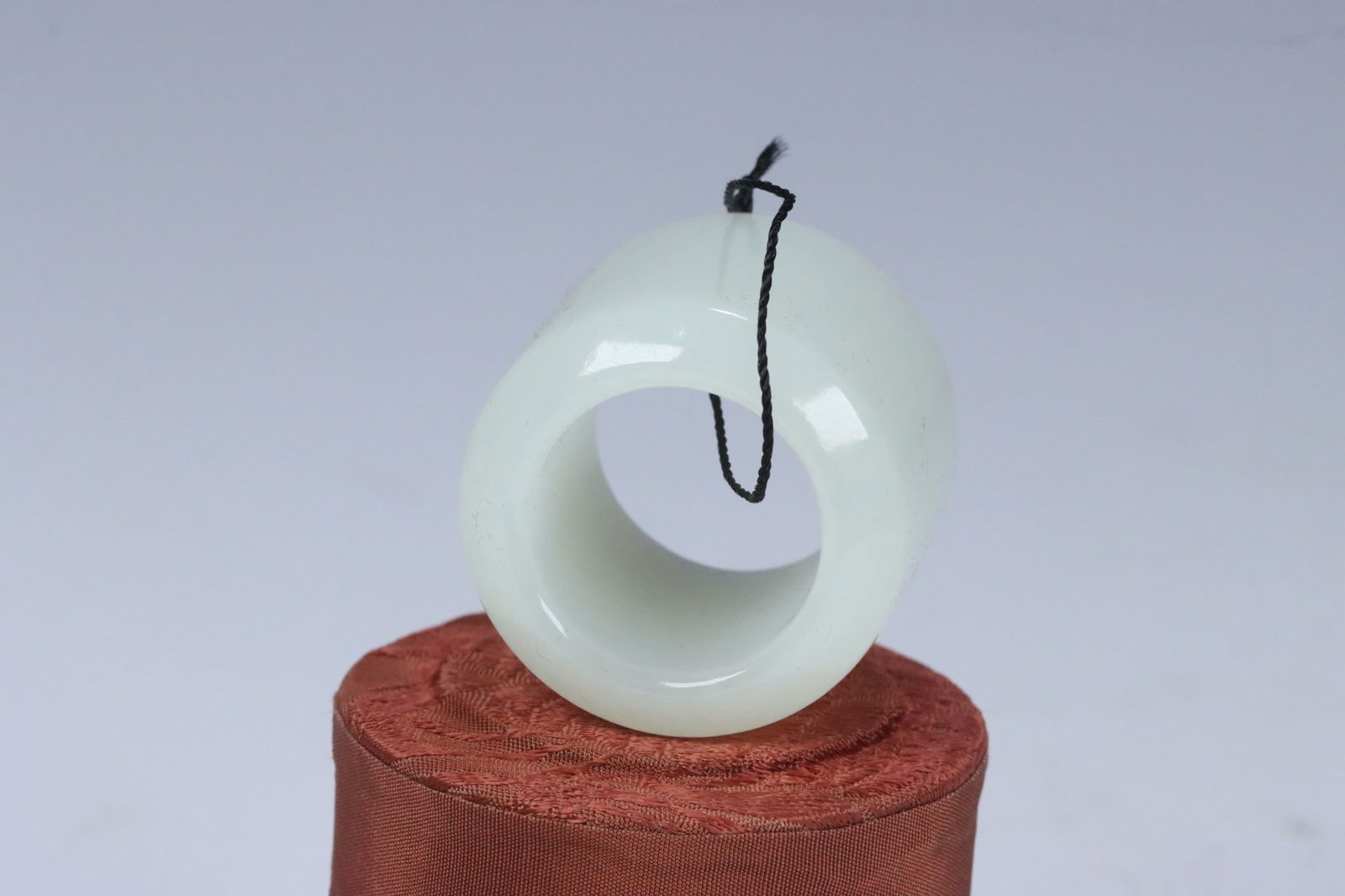 Hetian Jade Thumb Ring - 2