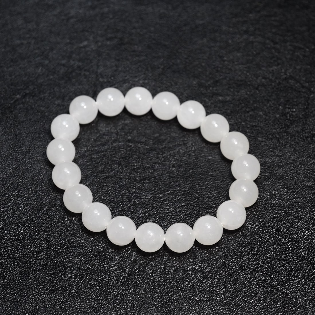 Hetian Jade Hand String (1 of 1)