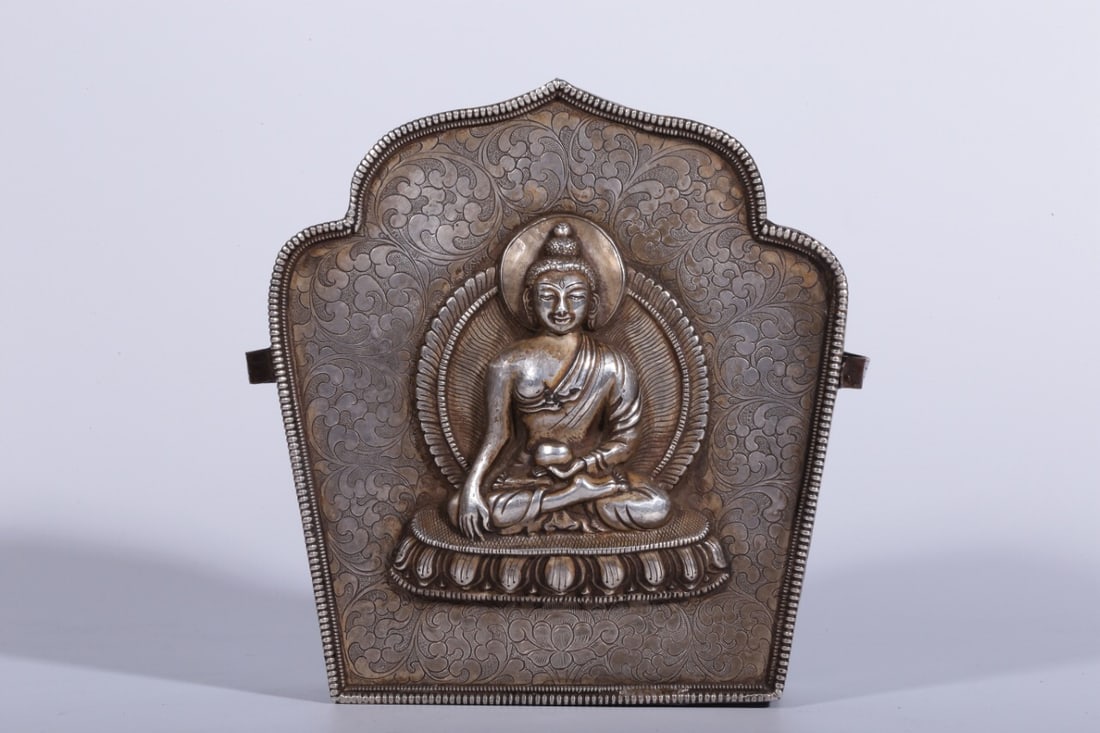 Qing Dynasty Copper Gilded Silver Gawu Box: 13*12.5*6/384g