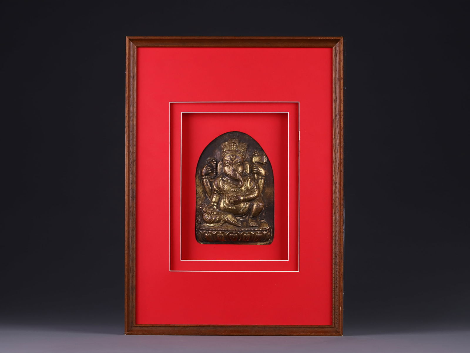 Qing Dynasty copper gilded statue hanging screen: 44*32.2/17*11.5