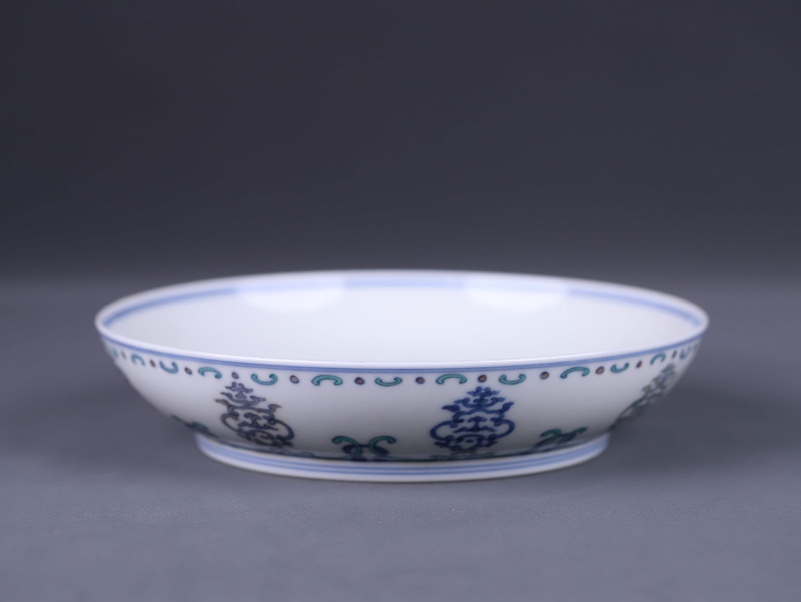 Daoguang Period Doucai Plate: 19.6cm