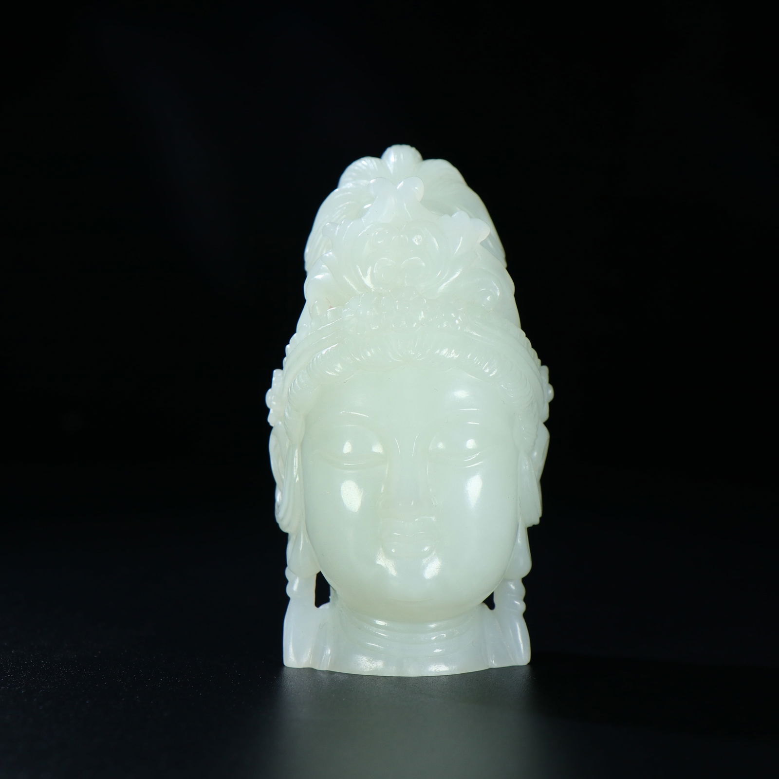 Hetian Jade Pebble Buddha Head: 7.8*4.6/181g