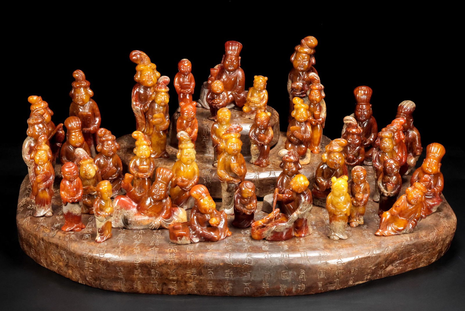 A Set of Hetian Jade Ornaments: 70*45*30/48kg