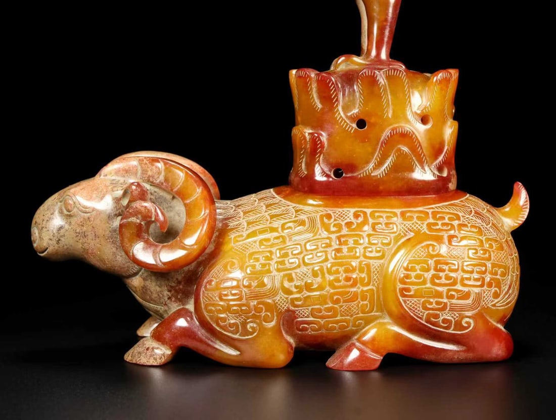 Hetian Jade Lampstand - 3