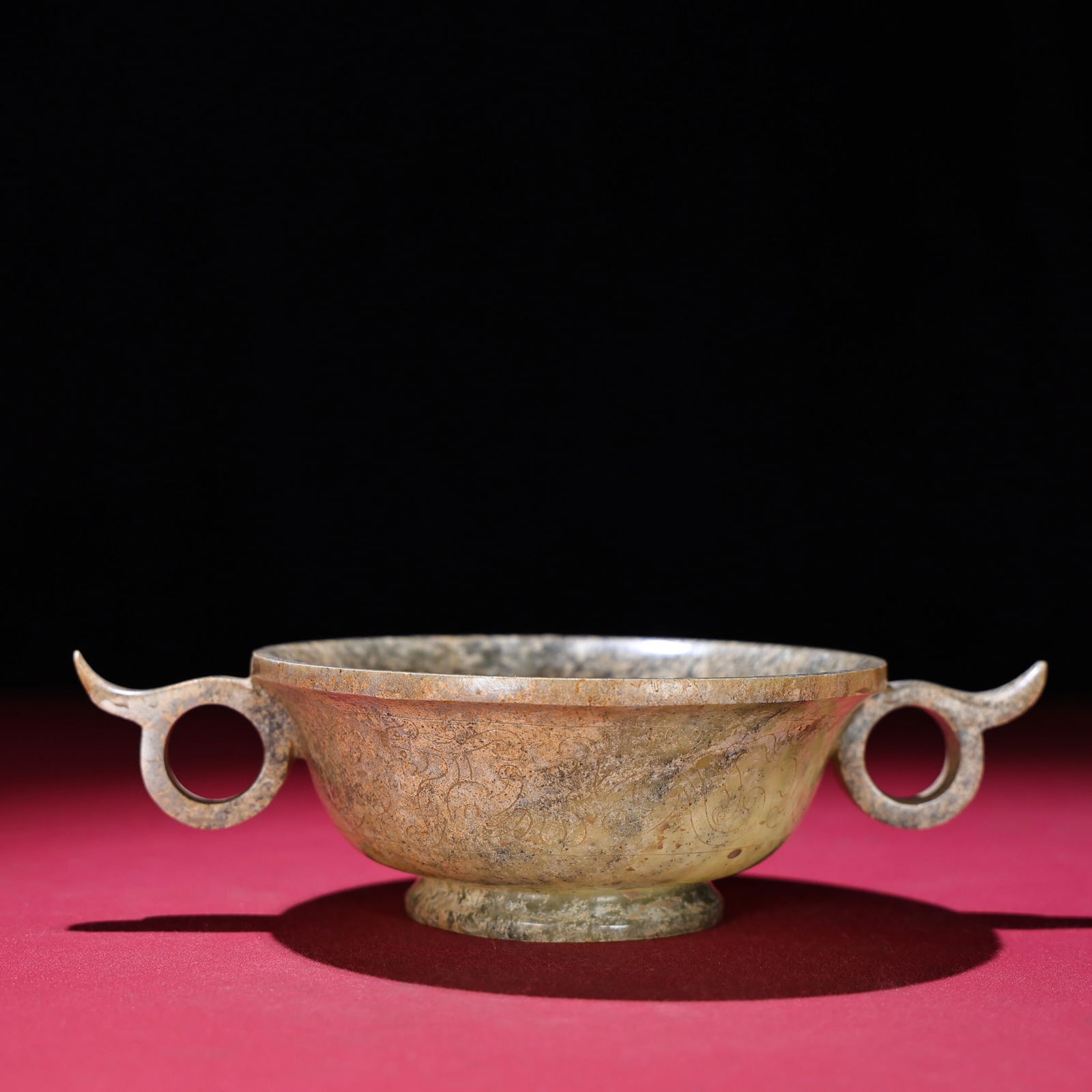 Hetian Jade Double-Eared Wine Vessel: 20*12.9*5.8/246g