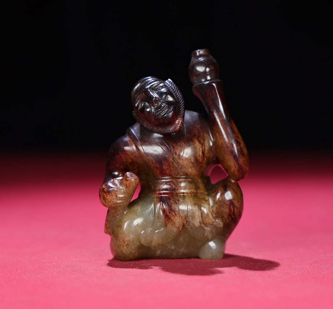 Hetian Jade Ornament: 7.9*5.5*3.6/183g