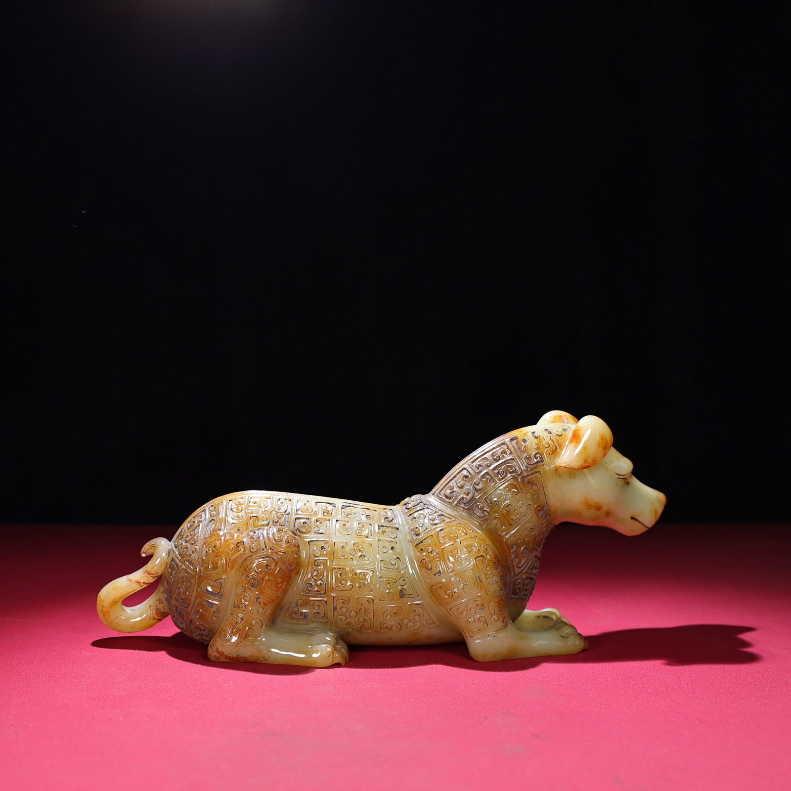 Hetian Jade Ornament: 30.5*8.6*12.2/2786g