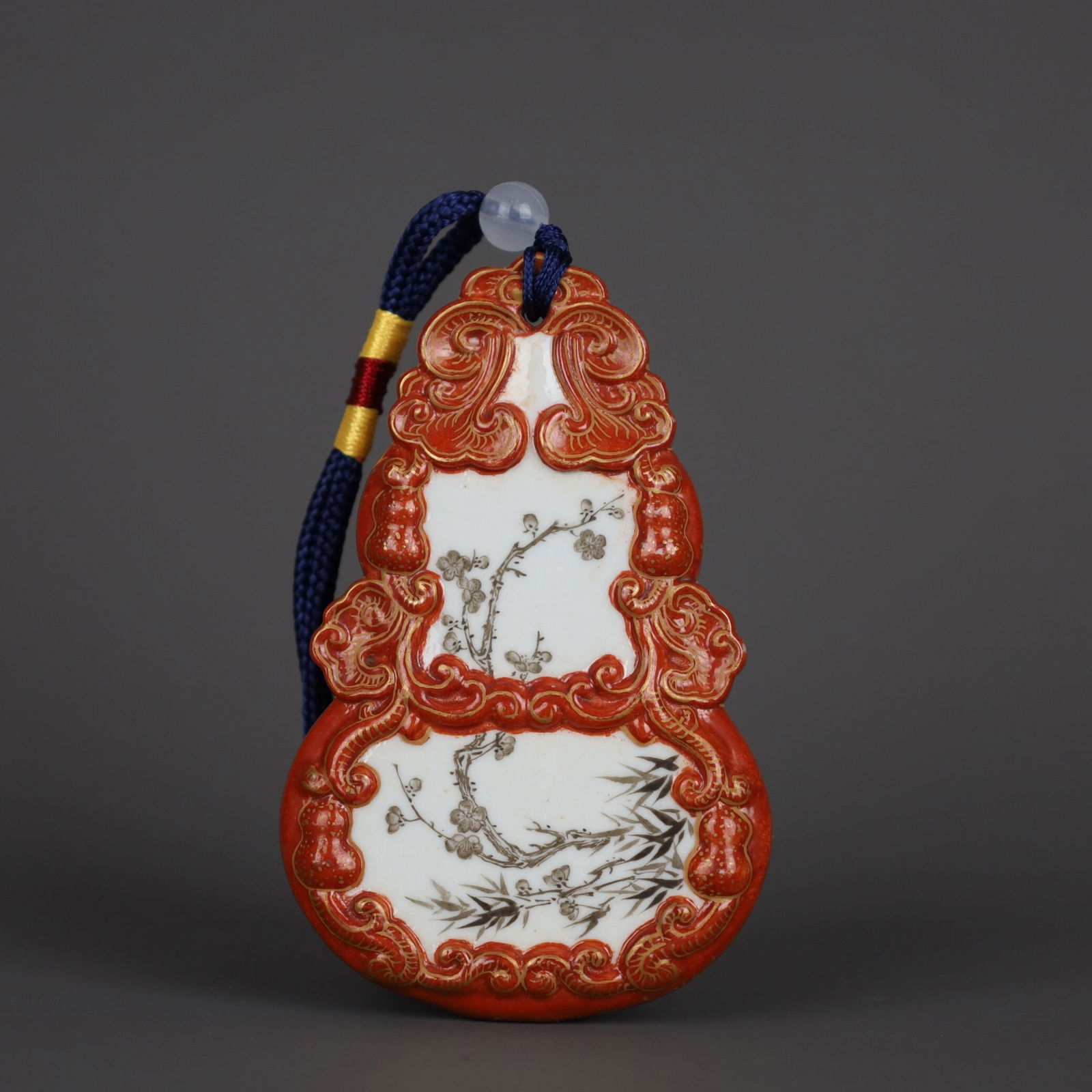 Qing Dynasty Iron-red and Gold-painted Ink Plaque: 8.8*5.6*1.4