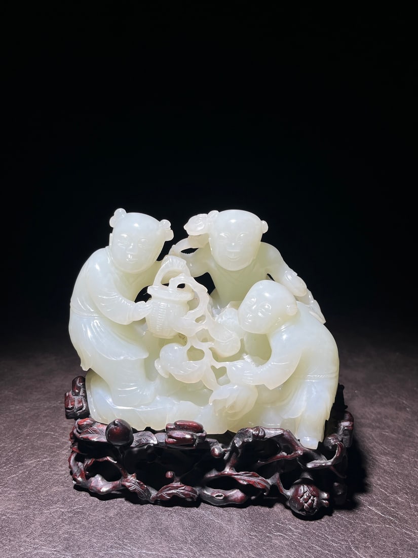 Hotan Jade Ornaments of the Qing Dynasty (1 of 2)