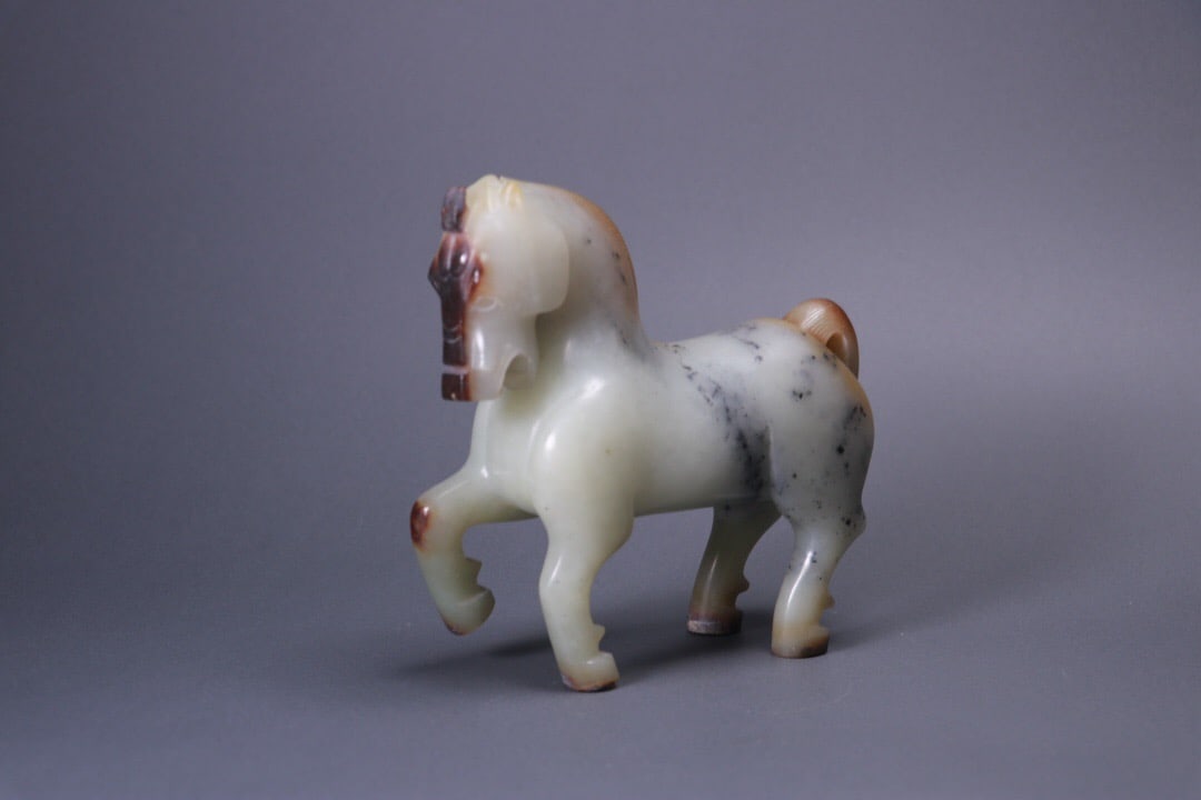 Hetian Jade Ornament (1 of 2)