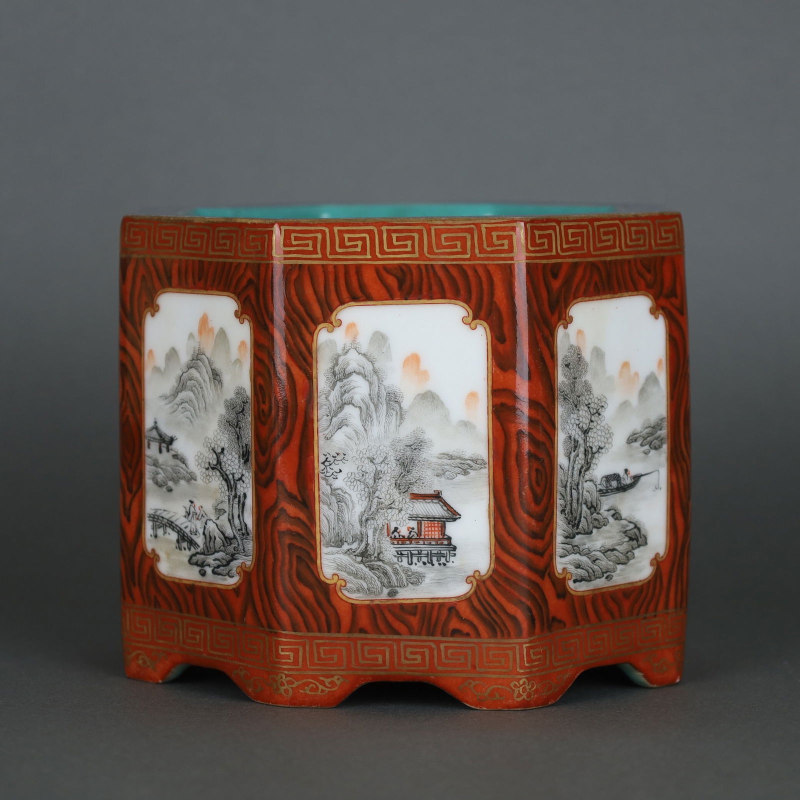 Qianlong-mark wood-grain glaze ink-painted brush pot: 12.3*16