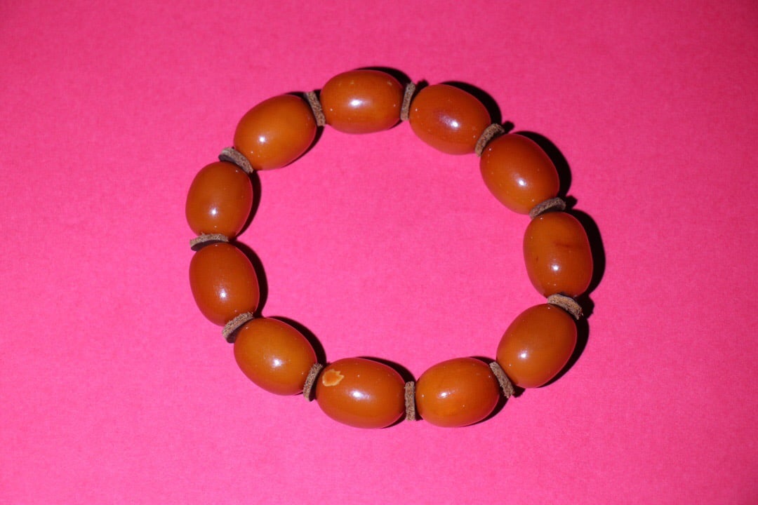 Amber bracelet (1 of 1)