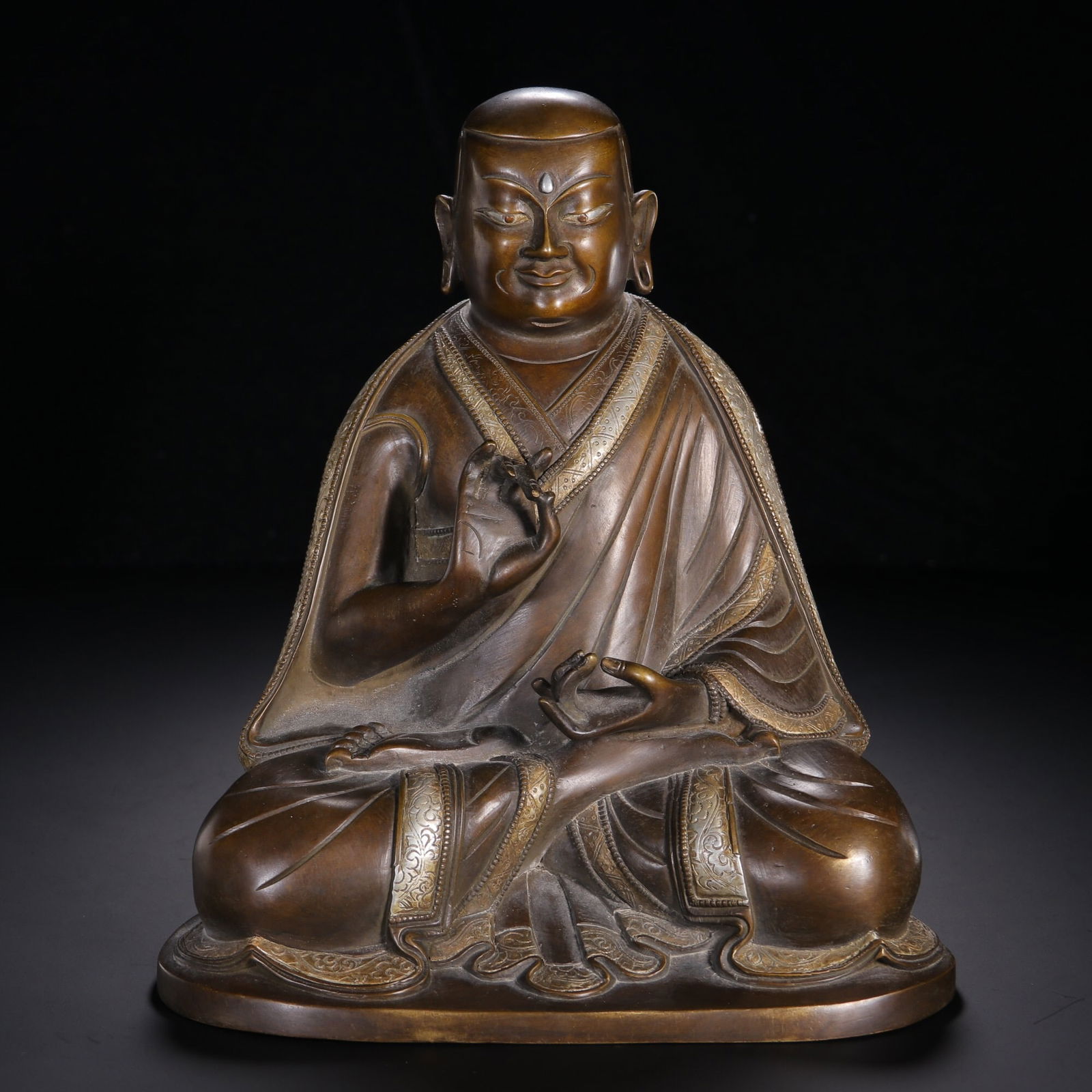 Qing dynasty bronze Buddha statue inlaid with silver (1 of 1)