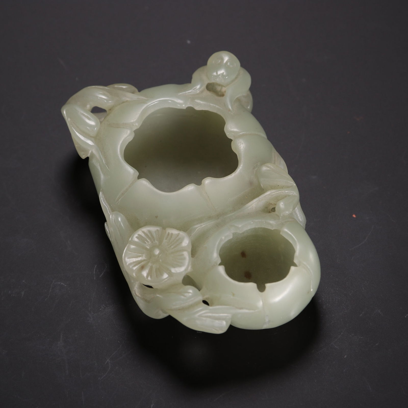 Qing Dynasty Hetian Jade Water Dropper (1 of 2)