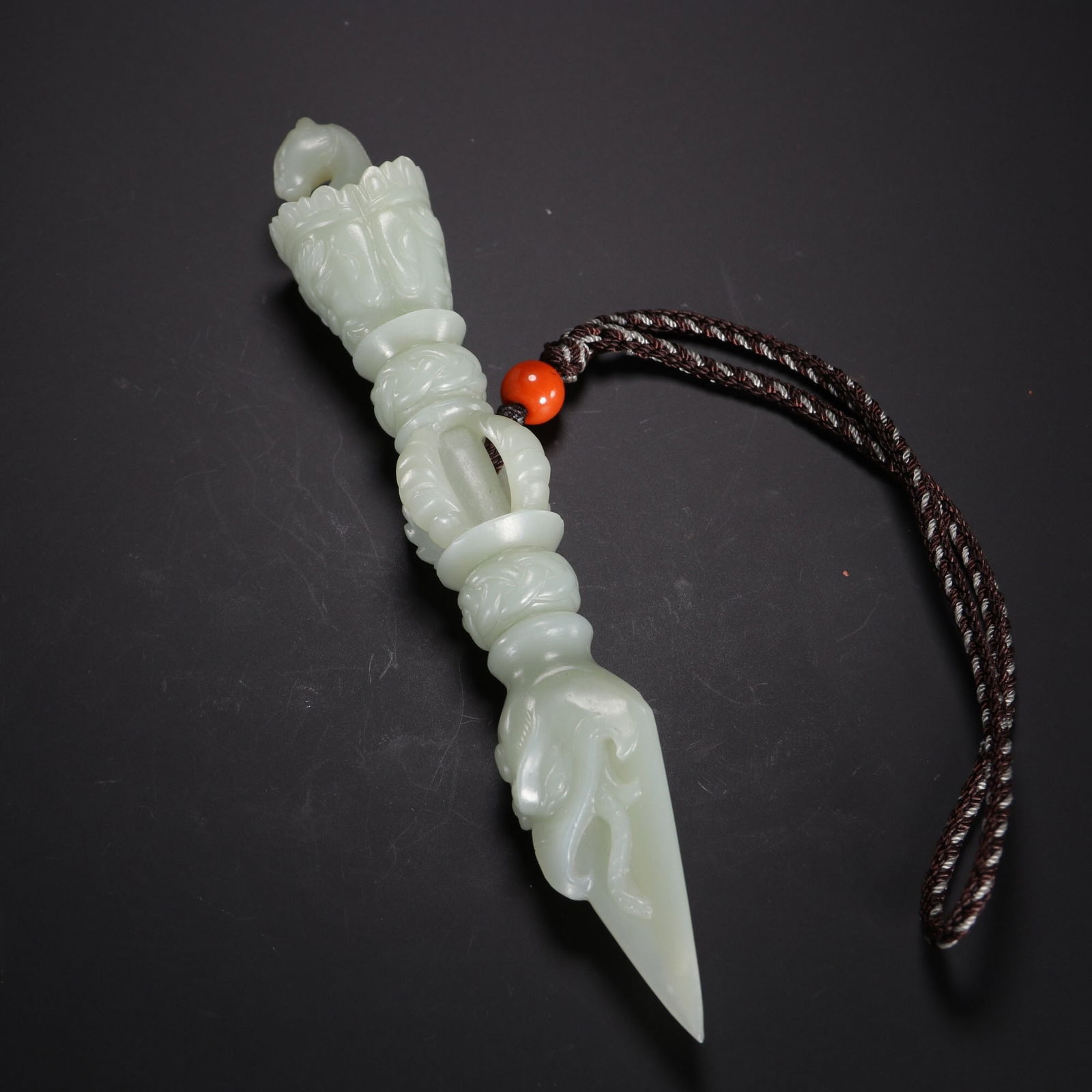 Qing dynasty Hetian jade vase: 1 5.3*2.6/80.6g