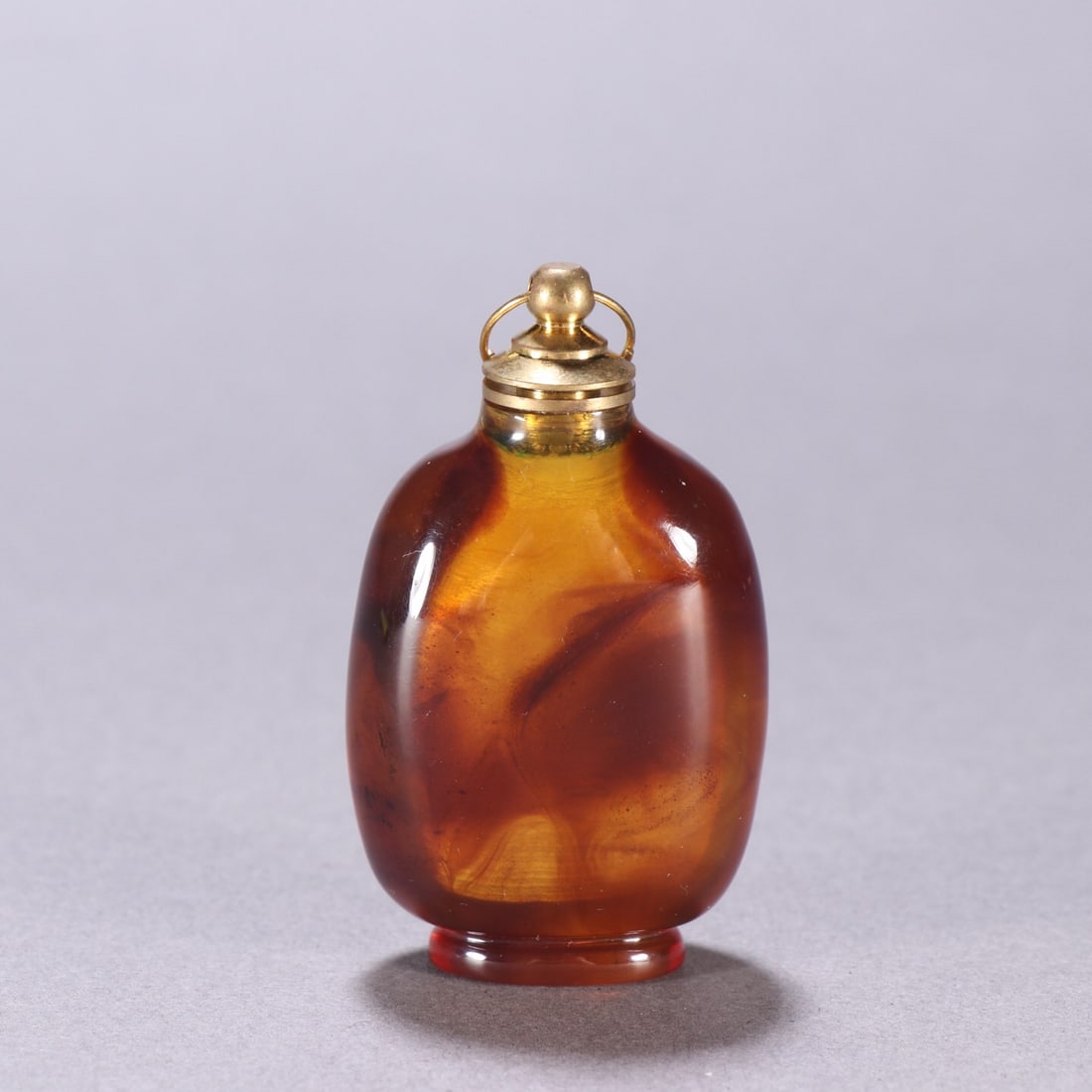 Amber snuff bottle: 5.6*3.3/20.7g