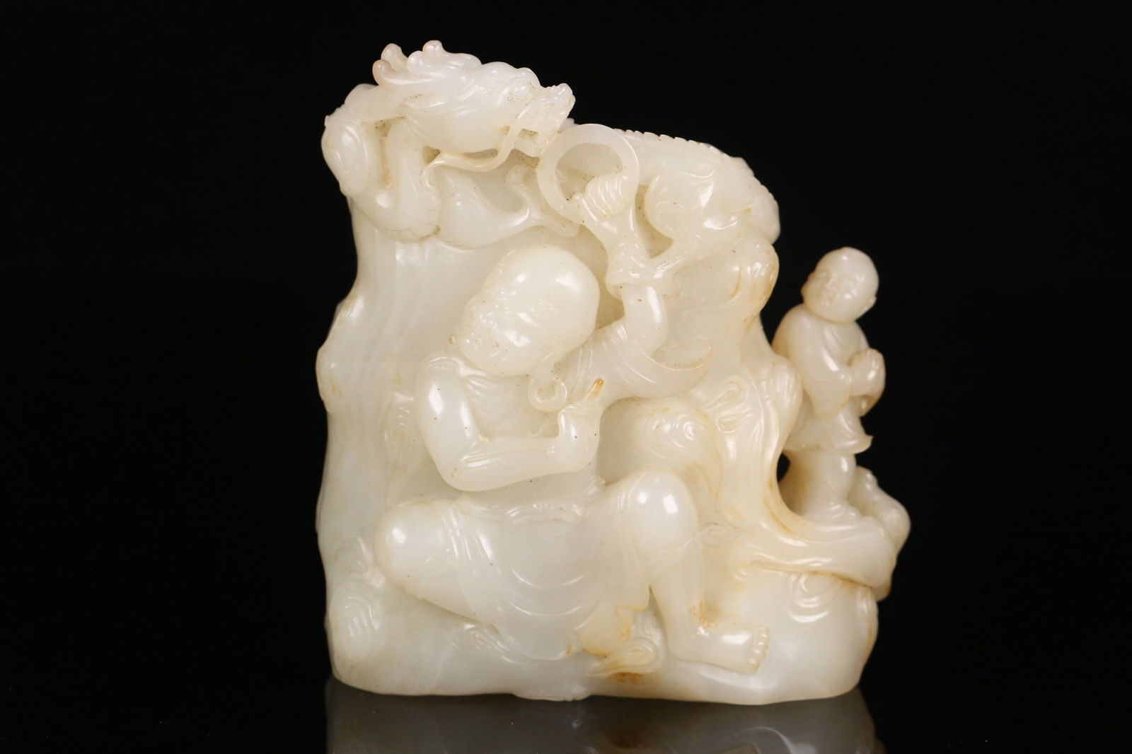 Qing Dynasty Hetian Jade Brush Holder (1 of 4)