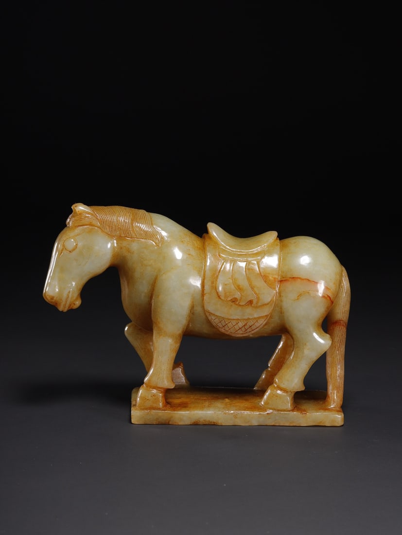 Hetian Jade Ornament: 1 5.5*4.8*10.6/826.5g