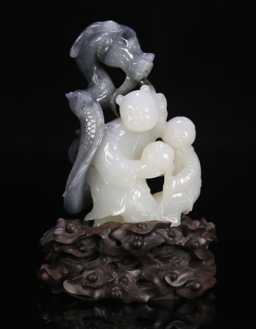 Qing Dynasty Hotan Jade blue and white seed decorations: 10.2*6.7*3.8/209.3g