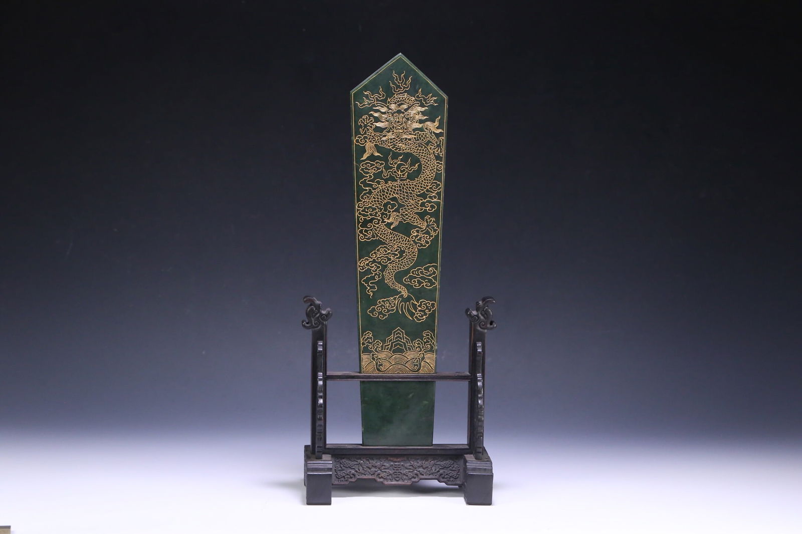 Qing Dynasty Hetian Biyu Gui Ornament: 43*19*12/780.2g