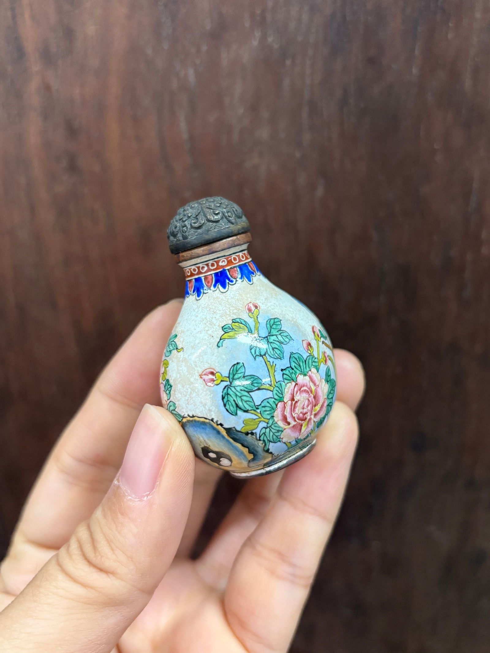 Qianlong-mark copper enamel snuff bottle: 5.2*3.9*2.9/41.1g