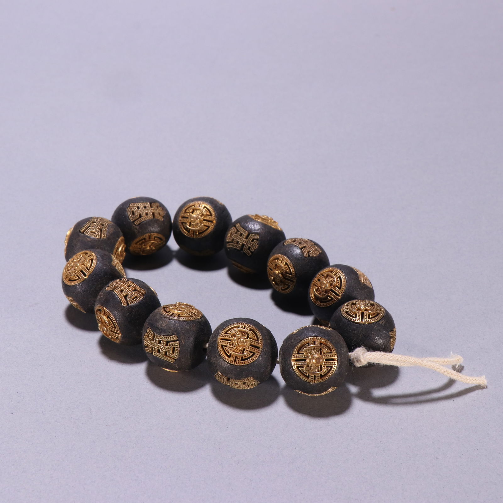 Qing Dynasty Agarwood Inlaid with Silver and Gilt Bracelet: 2/71.5g