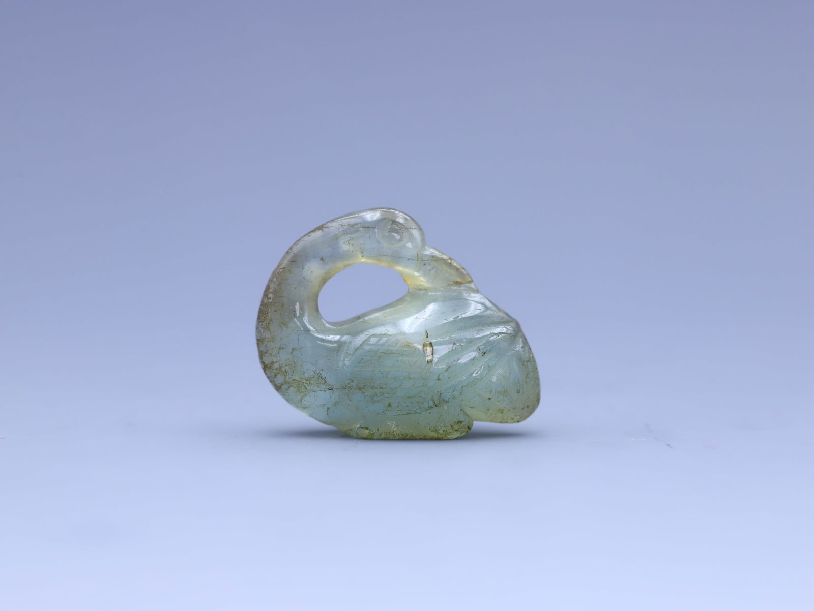 Qing Dynasty Aquamarine Pendant: 3.2*2.5*1.4/10.6g
