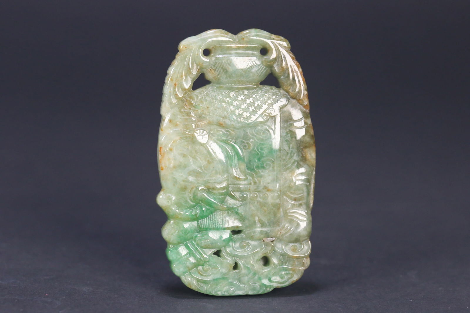 Qing Dynasty Jade Brand: 6 .2*3.7*0.7/36g