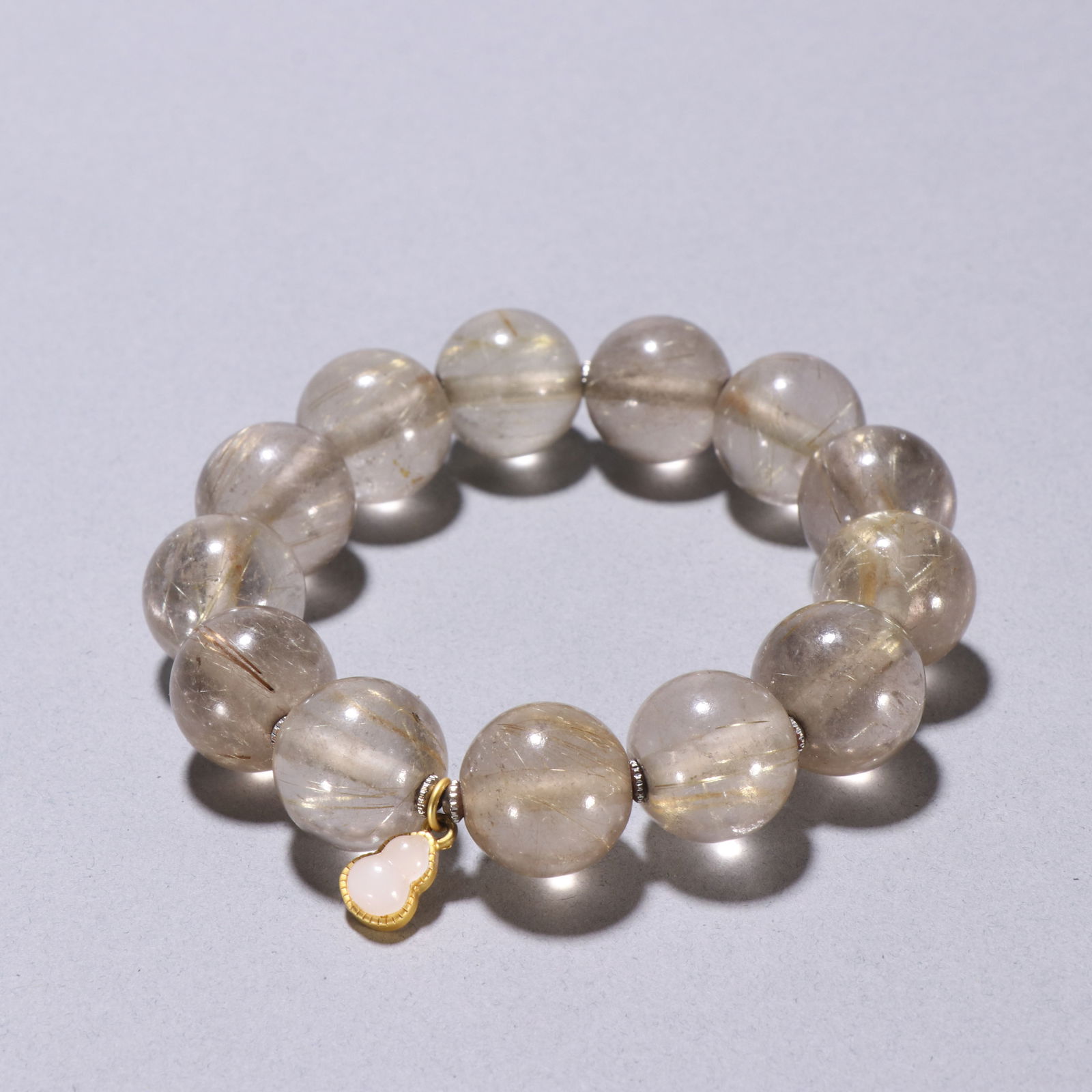 Rutilated quartz bracelet: 1 .6*78.7g