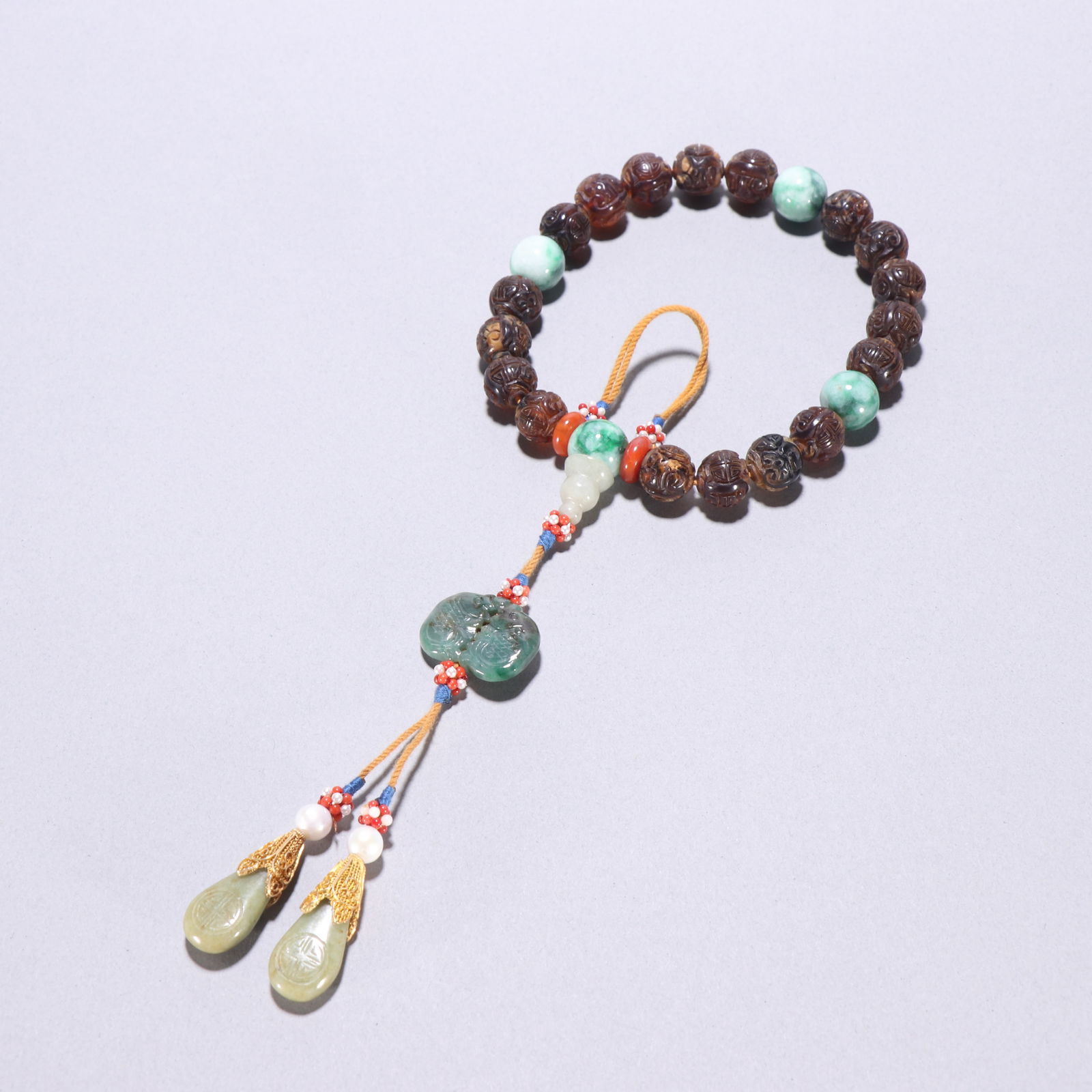 Qing Dynasty Amber 18-Bead Handheld Item: 1 .2/55.5g