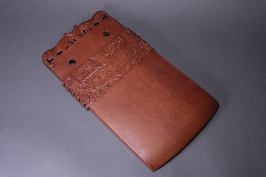 Jade Axe: 2 7.5*15.3*1.5/1331g