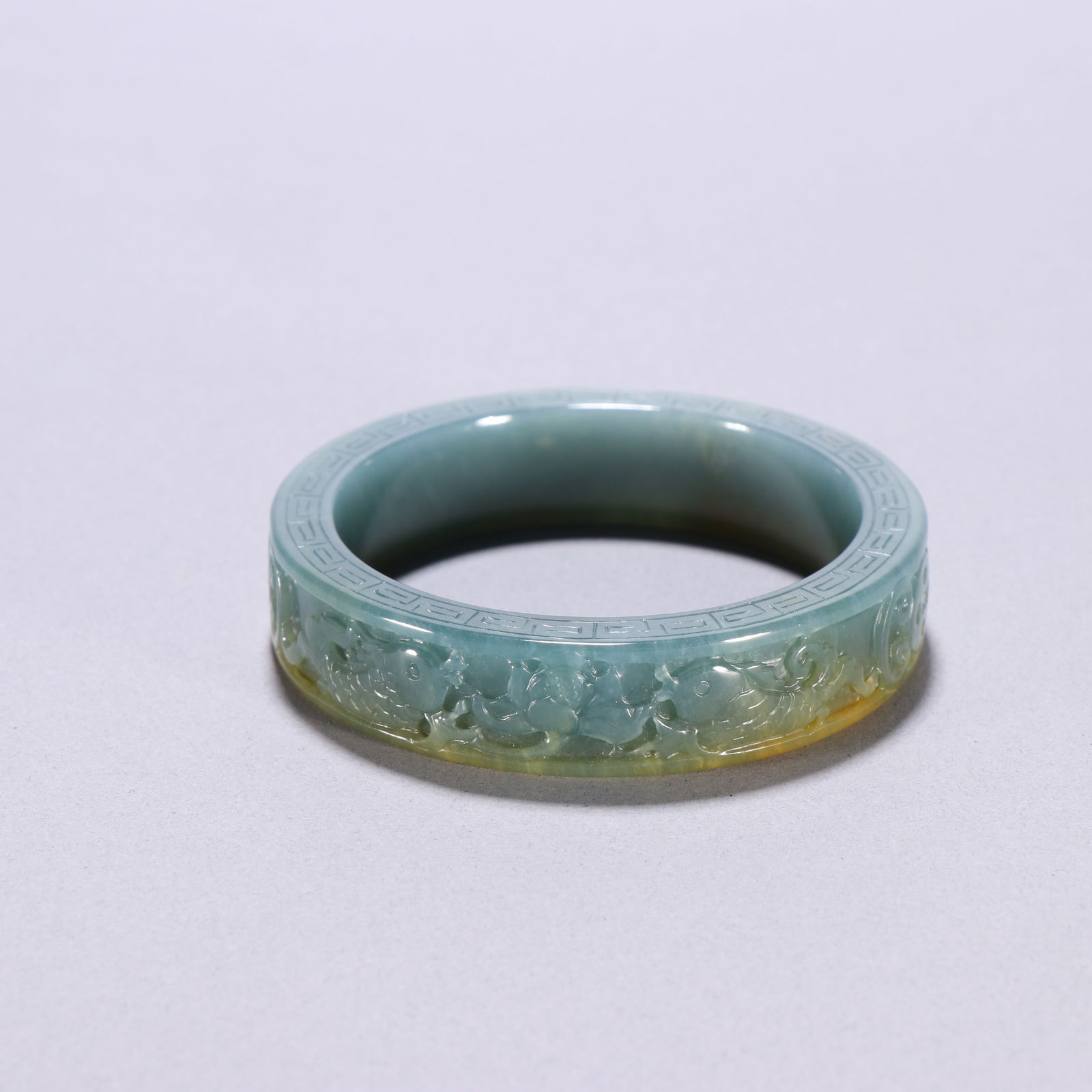 Qing Dynasty Jadeite Bangle: 5.8*1.5/76.9g