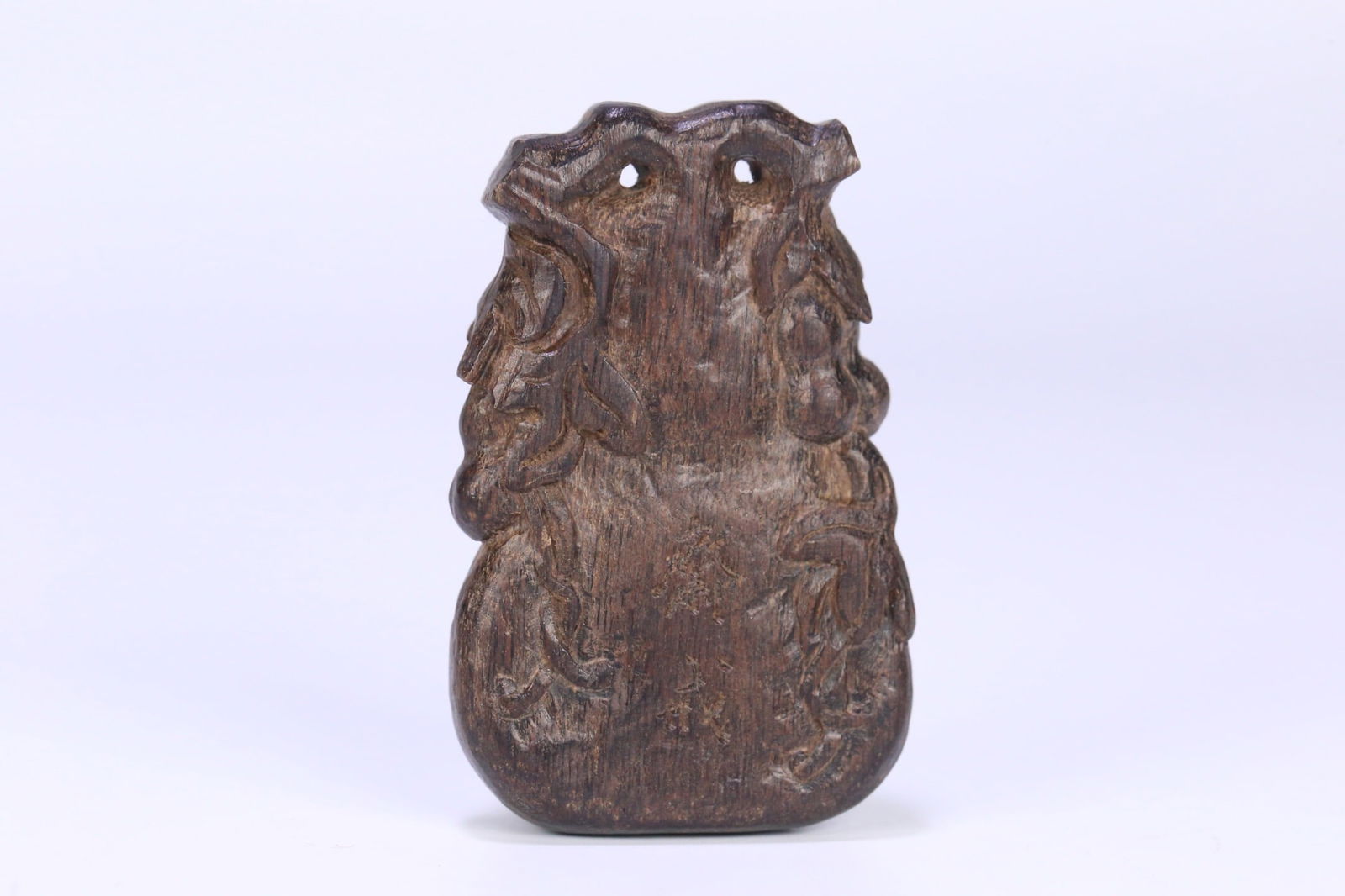 Agarwood pendant (1 of 2)