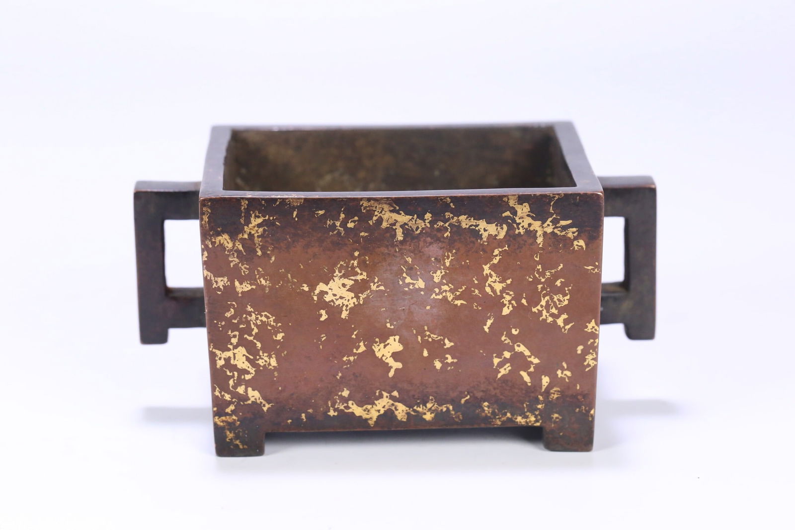 Zhan Shi Zhi Lu bronze incense burner with gold-flecked patina: 13.7*8.2*7/1262.7g