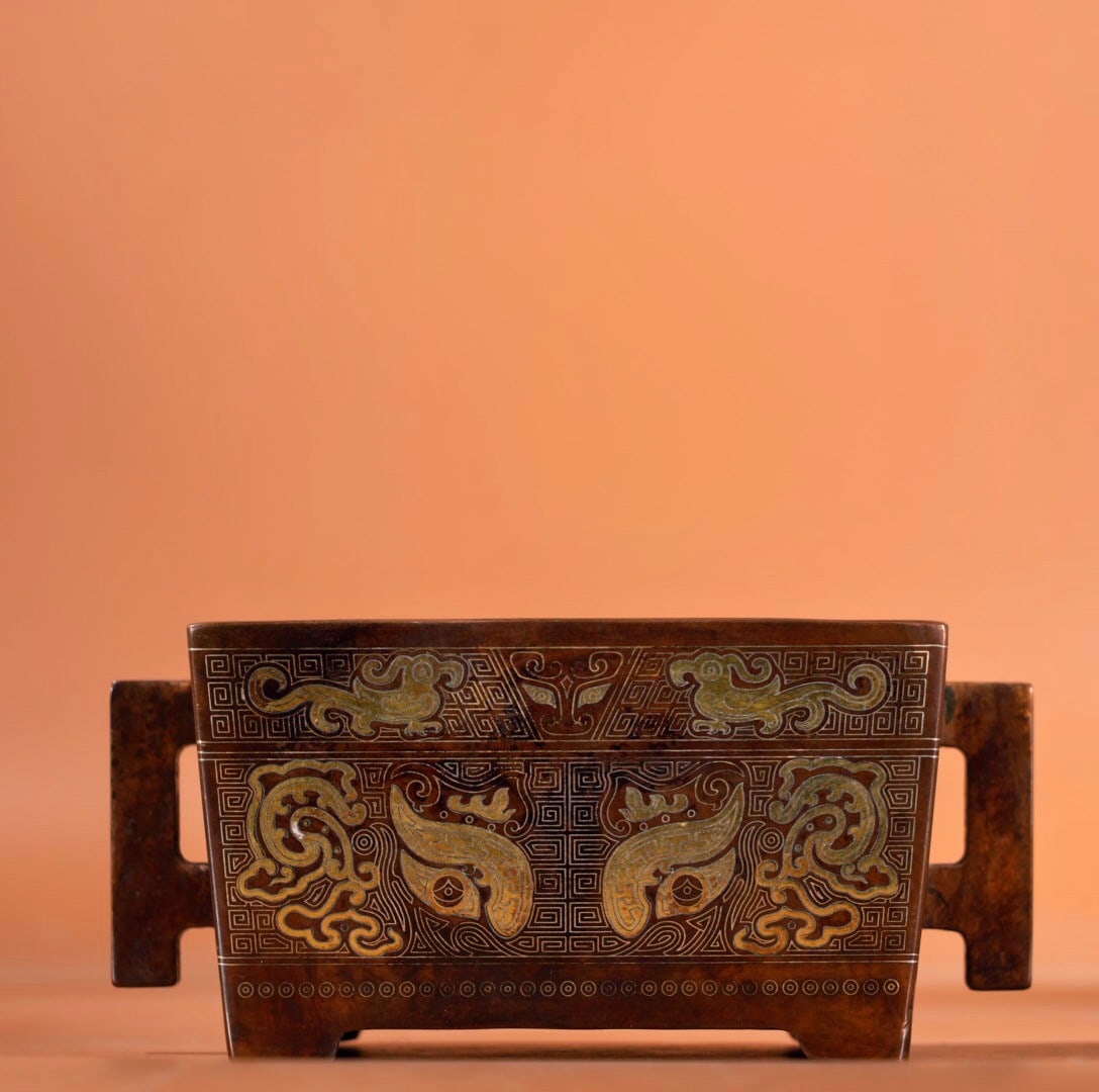 Shi Sou-mark bronze gilt-plated incense burner with silver inlay: 1 1*7.5*6/1.43kg