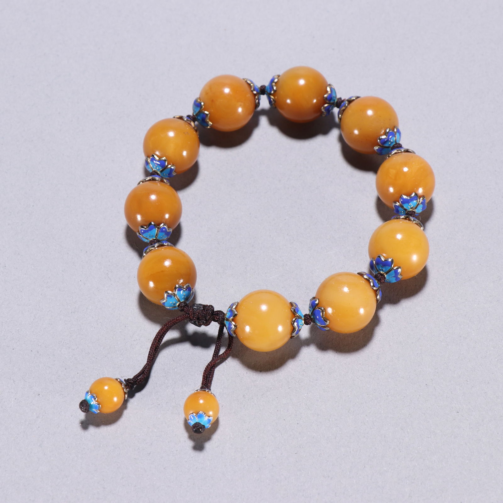 Qing Dynasty Tianhuang stone bracelet: 1 .6/65.1g