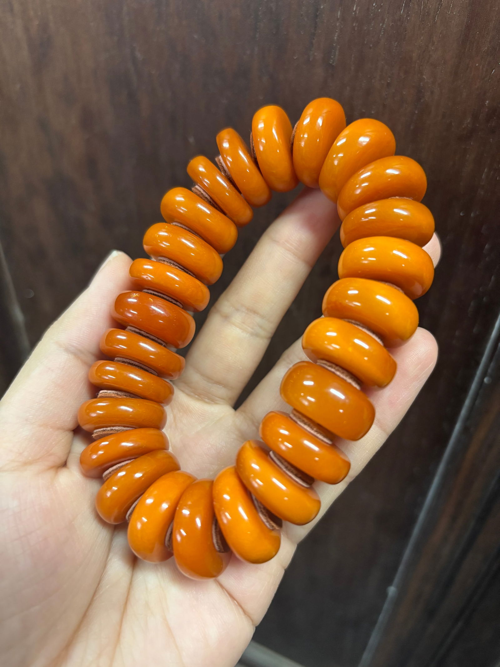 Amber bracelet: 2*0.7/51.6g