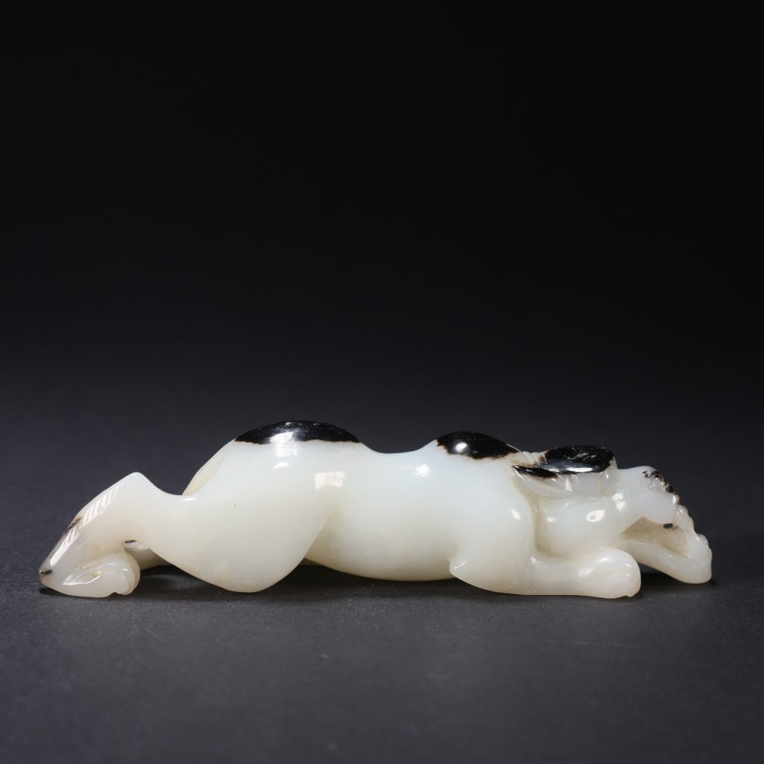 Chinese Hetian Jade Auspicious Beast (1 of 9)