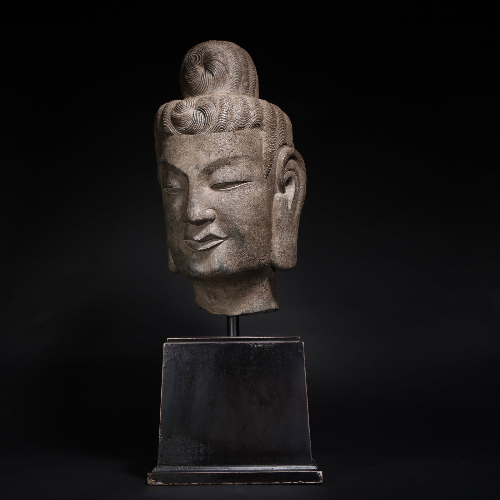 Chinese BeiQi Dynasty Stone Buddha (1 of 5)