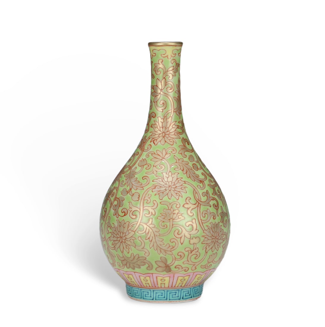 Chinese Qing Dynasty Qianlong Mark Lotus-patterned gilt vase (1 of 7)