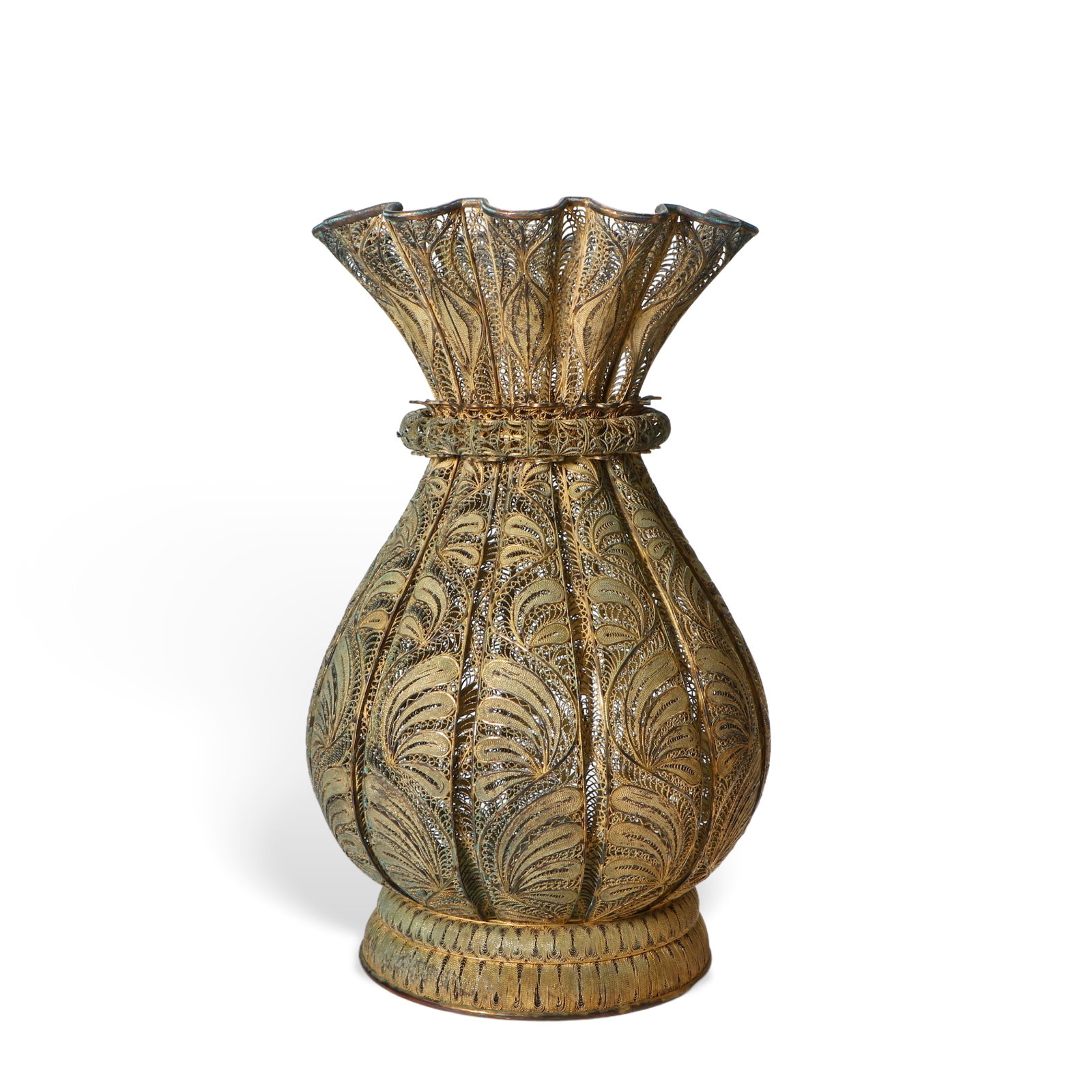 Chinese Pure silver gilt filigree vase with a rimmed spout, dating Qing Dynasty (1 of 8)