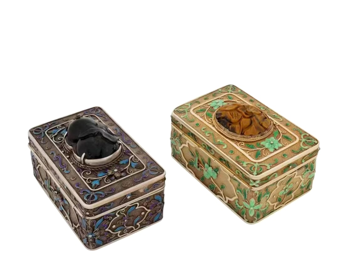 Chinese Sterling silver enamel box (1 of 3)