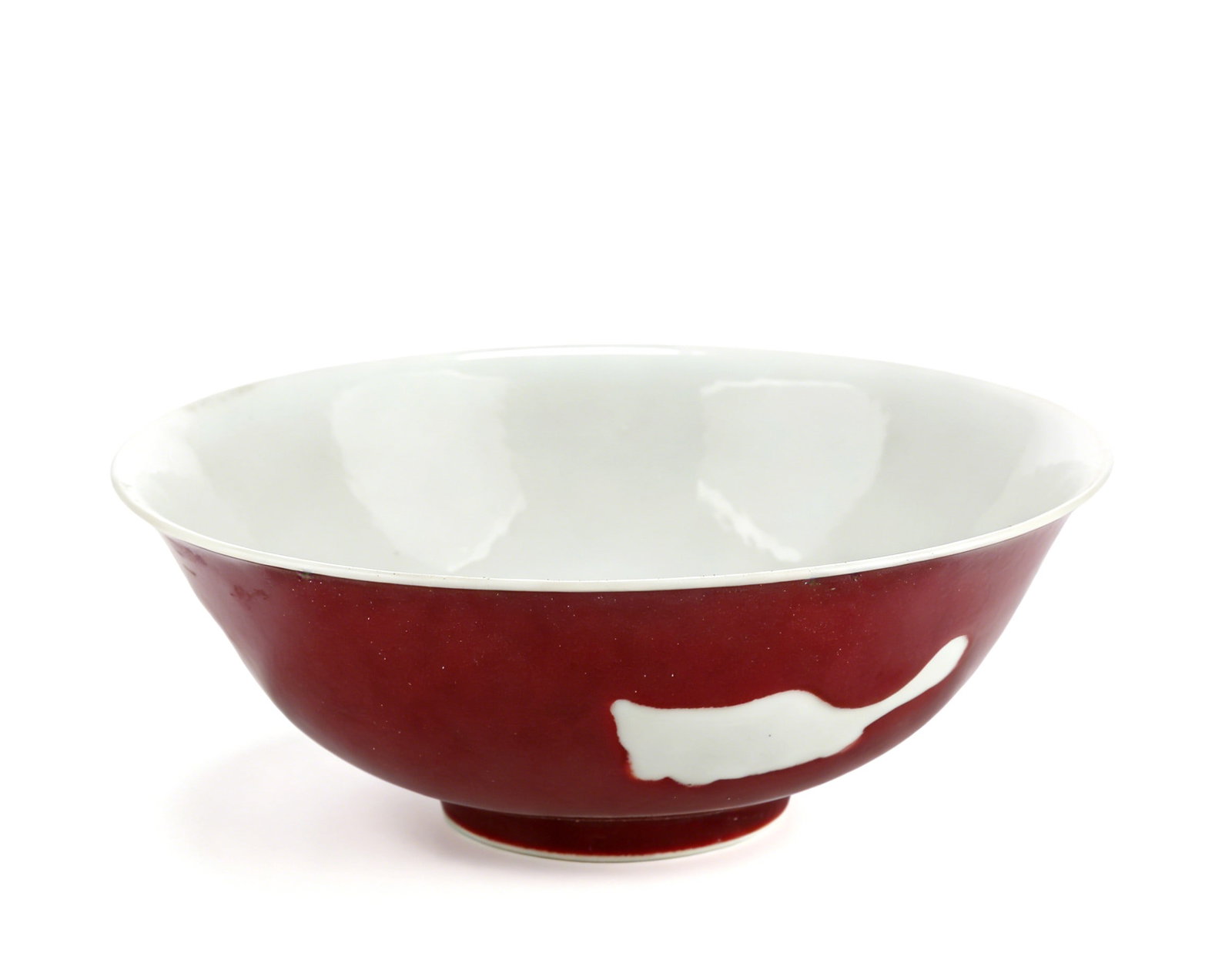 Chinese Qing Dynasty Yongzheng Mark of the Red-glazed bowl with white fish design (1 of 7)