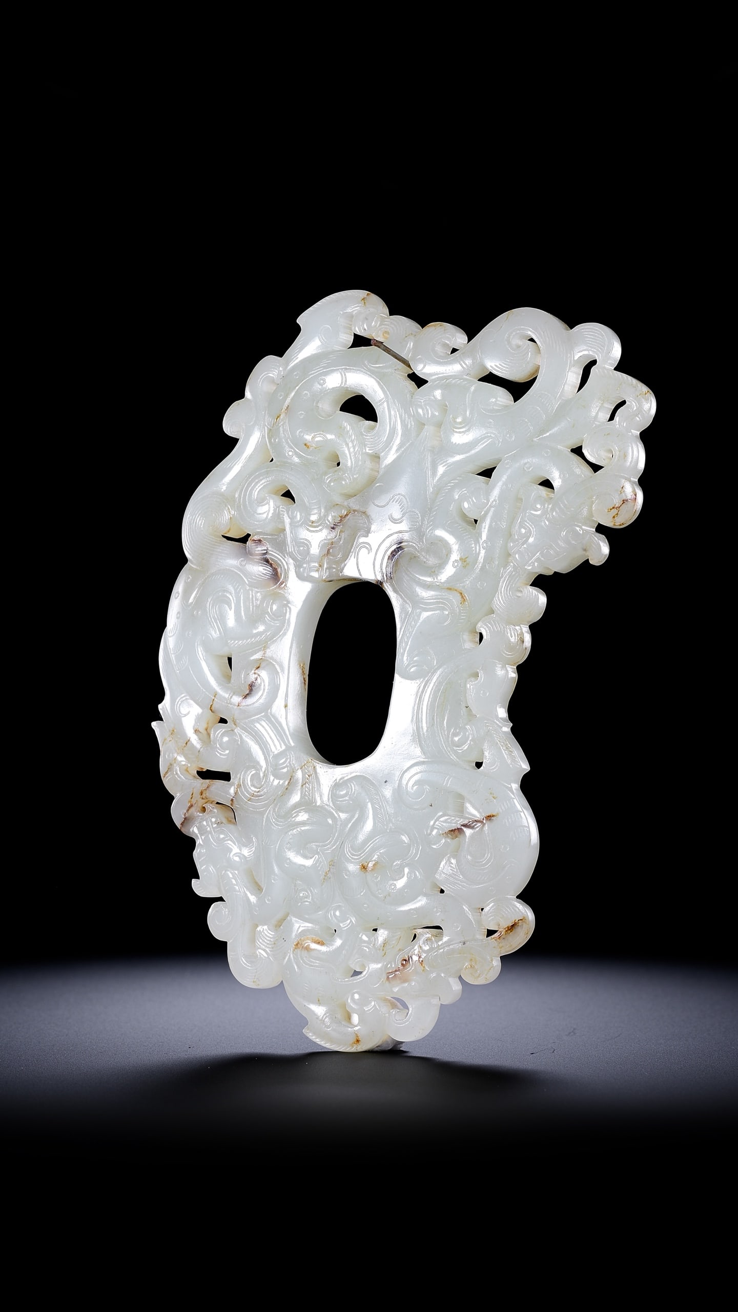 Chinese Jade Dragon Pendant: Height 11cm, Width 8cm, Weight 110g