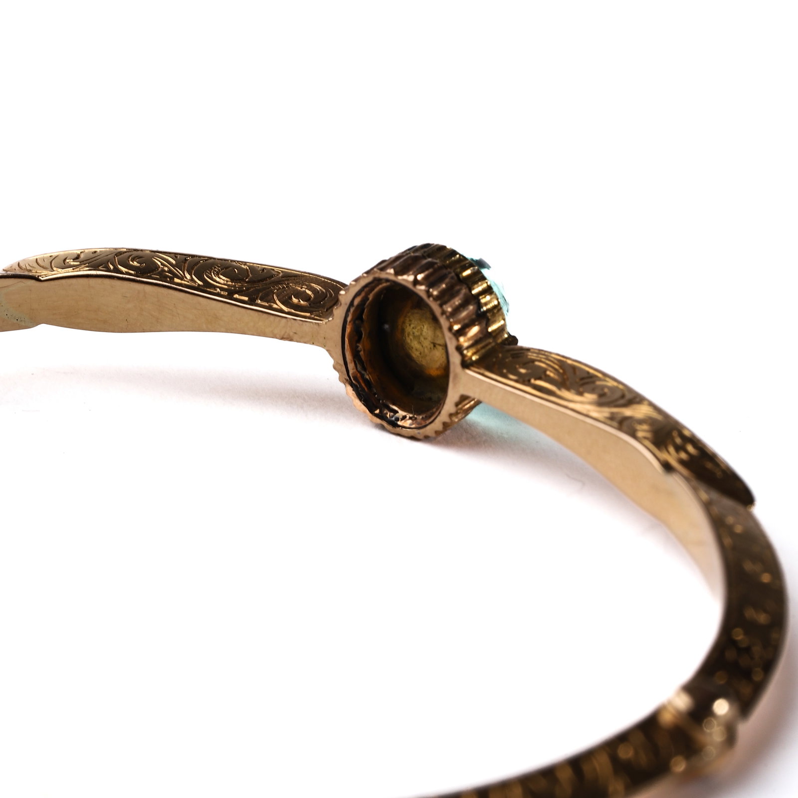 EMERALD BANGLE - 9