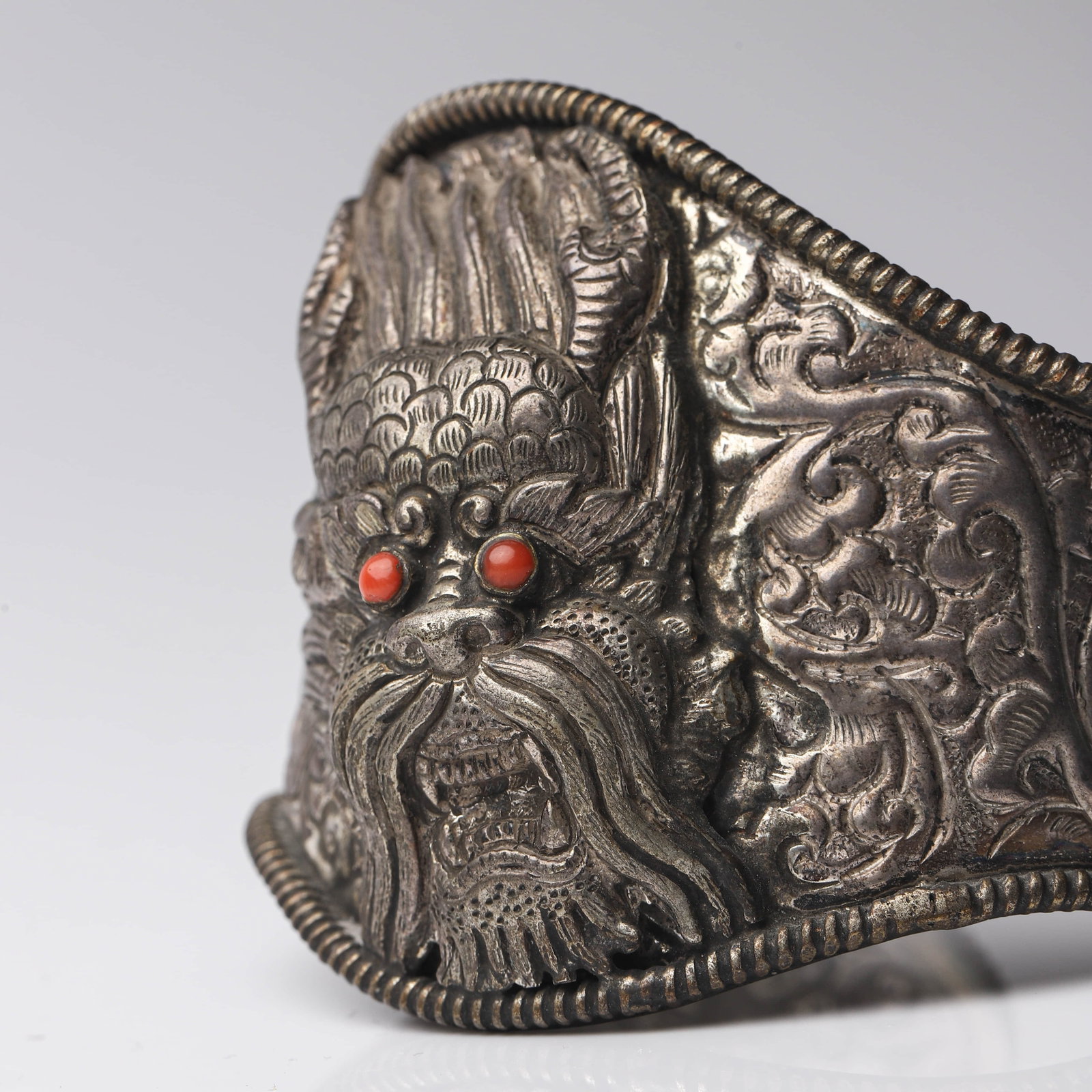 A SILVER DRAGON BRACELET - 4