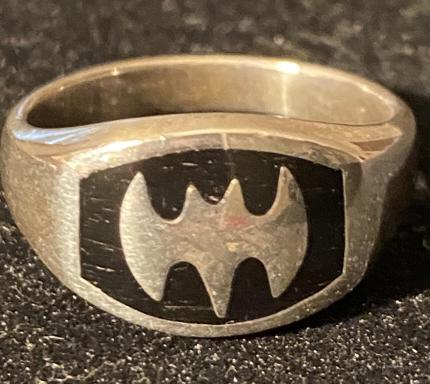 STERLING SILVER BATMAN RING APPROX SIZE 9 8.3 GR (1 of 1)