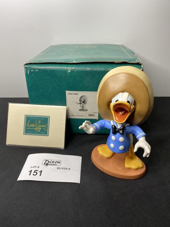THREE CABALLEROS AMIGO DONALD WALT DISNEY CLASSICS: WALT DISNEY CLASSICS 7X4.5X4 THREE LITTLE PIGS TROWEL MARK 1995