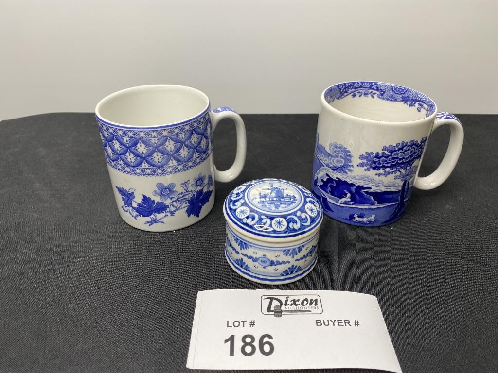 3 PIECE (2) SPODE CUPS (1) DELFT BOX 3 PIECE (2) SPODE: 3 PIECE (2) SPODE CUPS (1) DELFT BOX